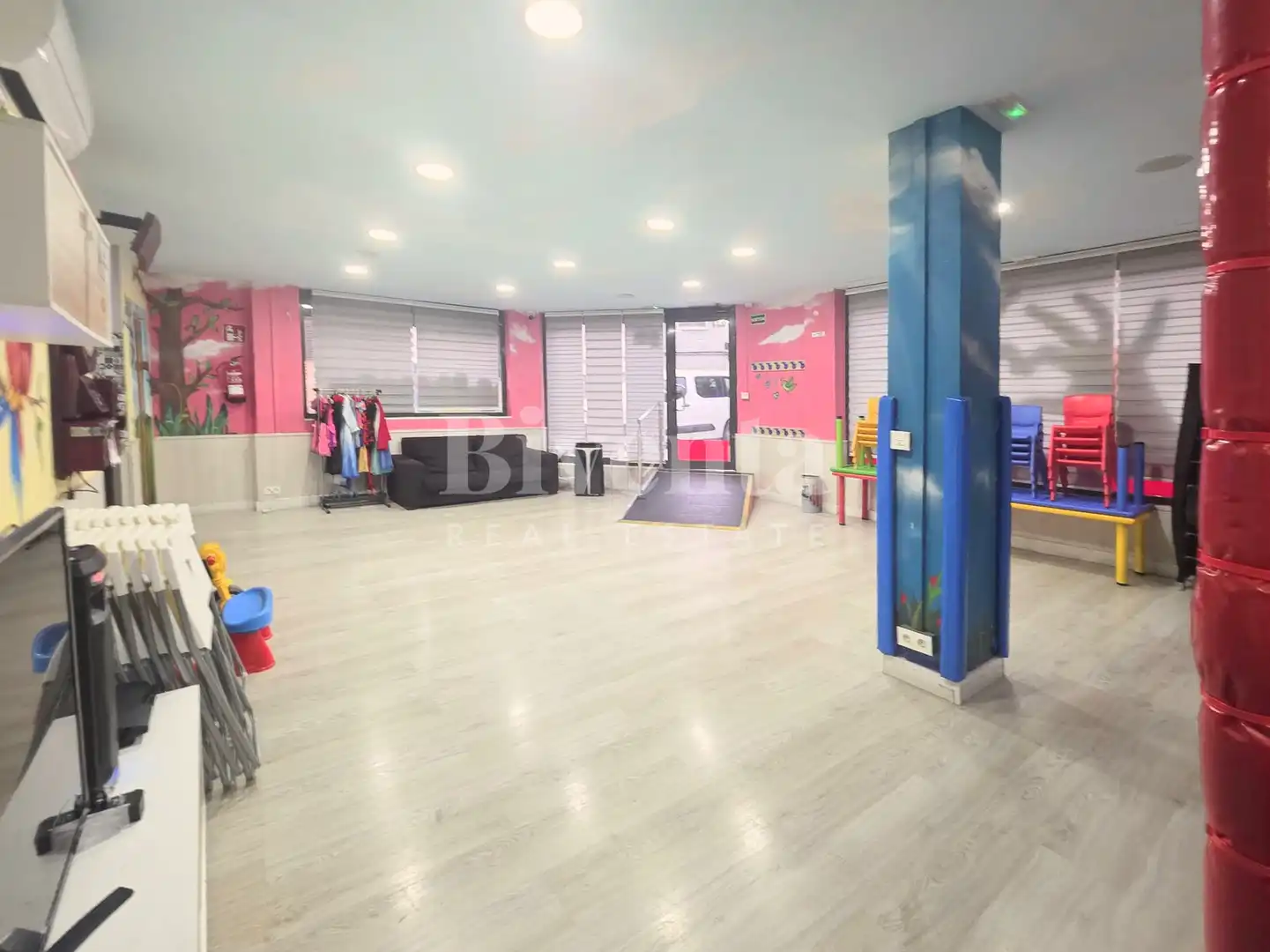 Business premises for sale in Eixample, imagen 9