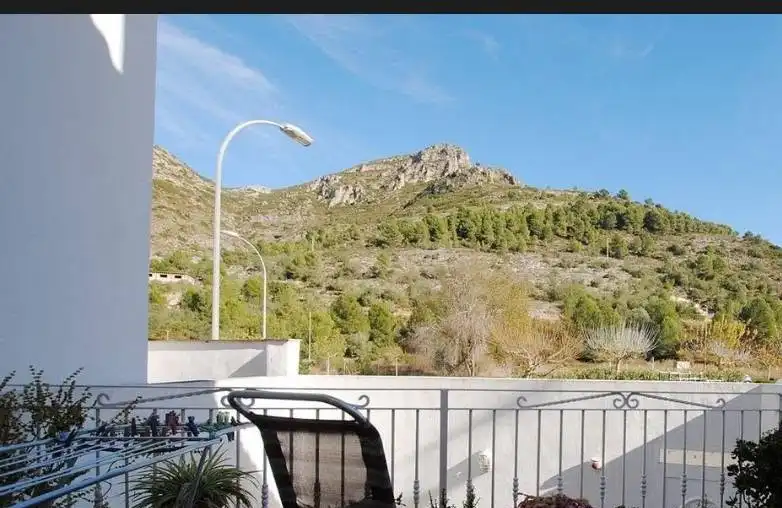 Maison mitoyenne à vendre à Avinguda Lluis Pericot 50