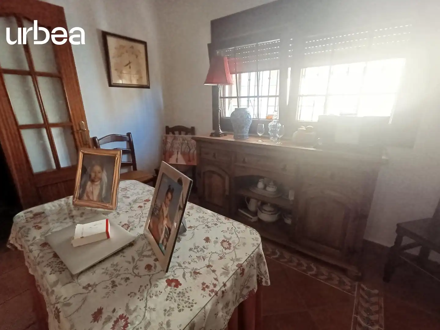 Menjador de Casa adosada en venda en Pizarra amb Aire condicionat, Terrassa i Jacuzzi