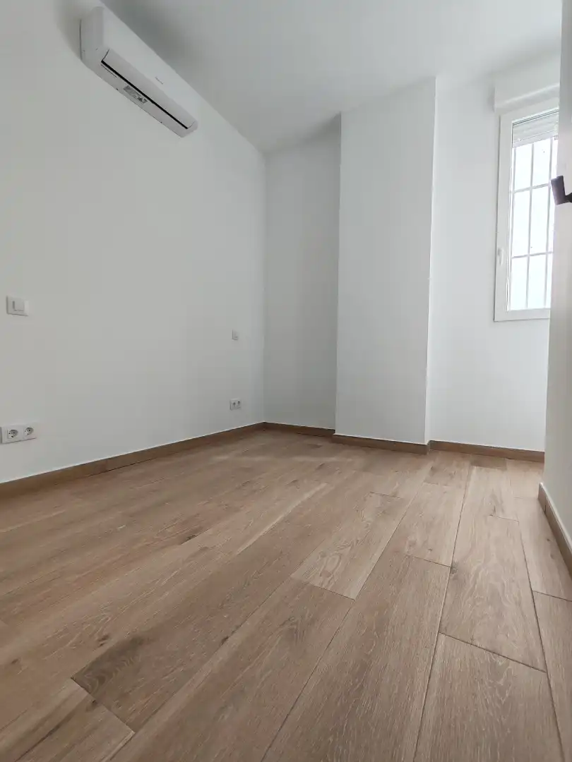 Schlafzimmer von Wohnung zum Verkauf in Fuenlabrada mit Klimaanlage, Heizung und Waschmaschine