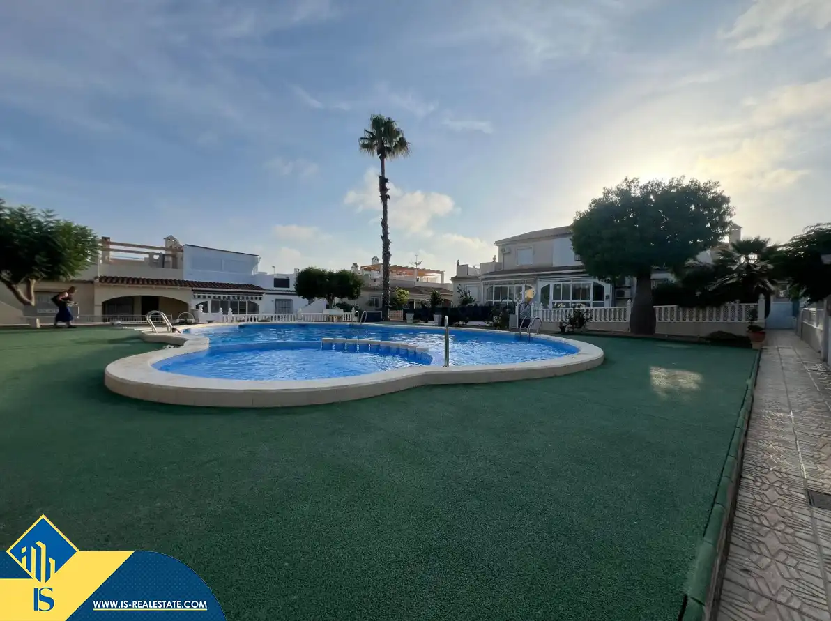 Adossat amb piscina en venda a Playa de los Locos, imagen 13