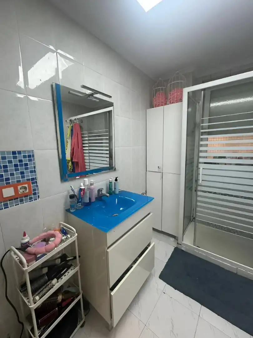 Badezimmer von Wohnung zum Verkauf in Vitoria - Gasteiz mit Heizung, Parkett und Abstellraum