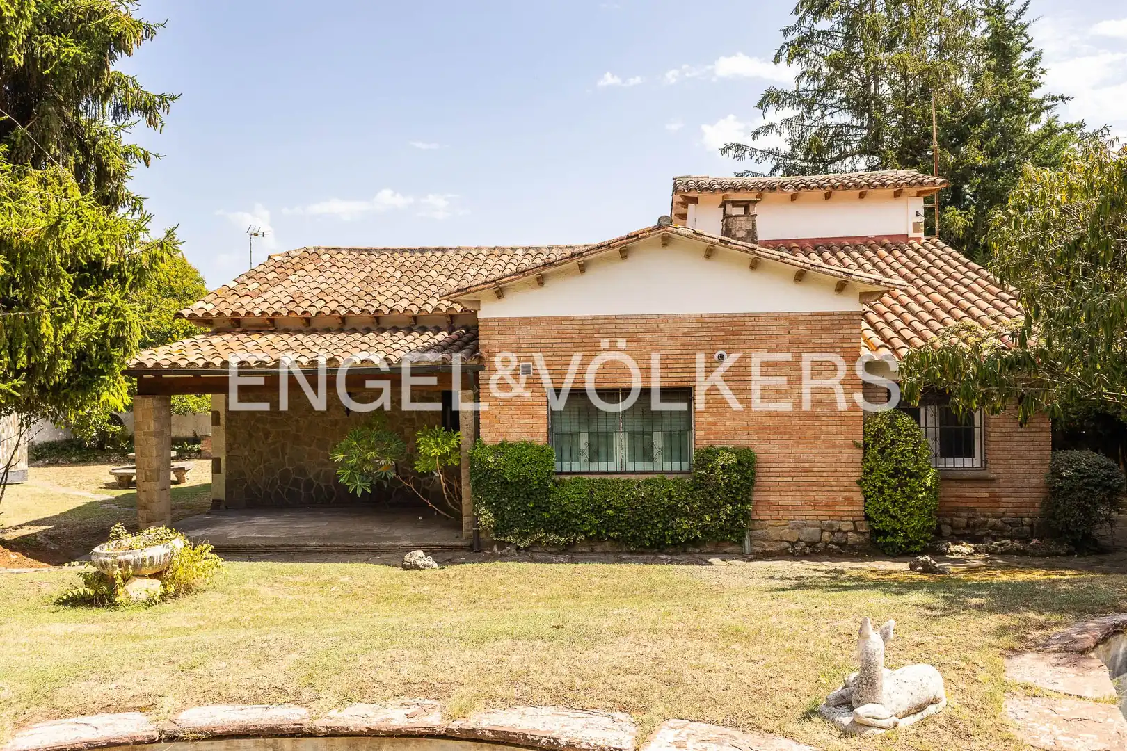 Vista exterior de Casa o xalet en venda en Tona amb Calefacció, Jardí privat i Piscina