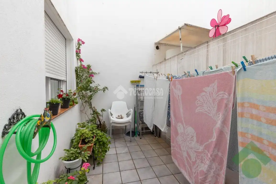 Terraza de Piso en venta en Calicasas