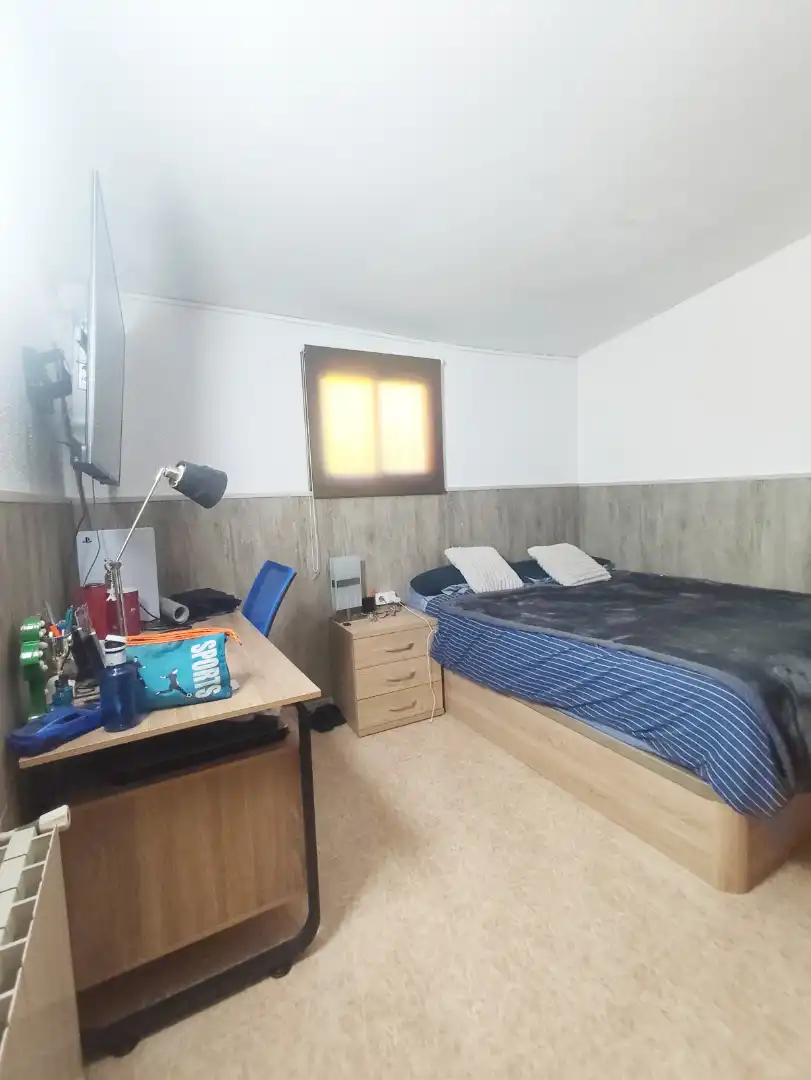 Habitación de Casa o chalet en venta en Sant Esteve Sesrovires con Aire acondicionado, Calefacción y Jardín privado
