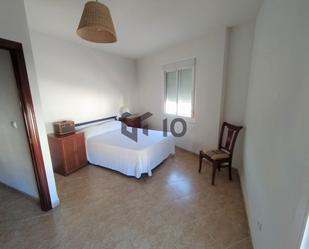 Dormitori de Casa adosada en venda en Villa del Río amb Aire condicionat, Terrassa i Balcó
