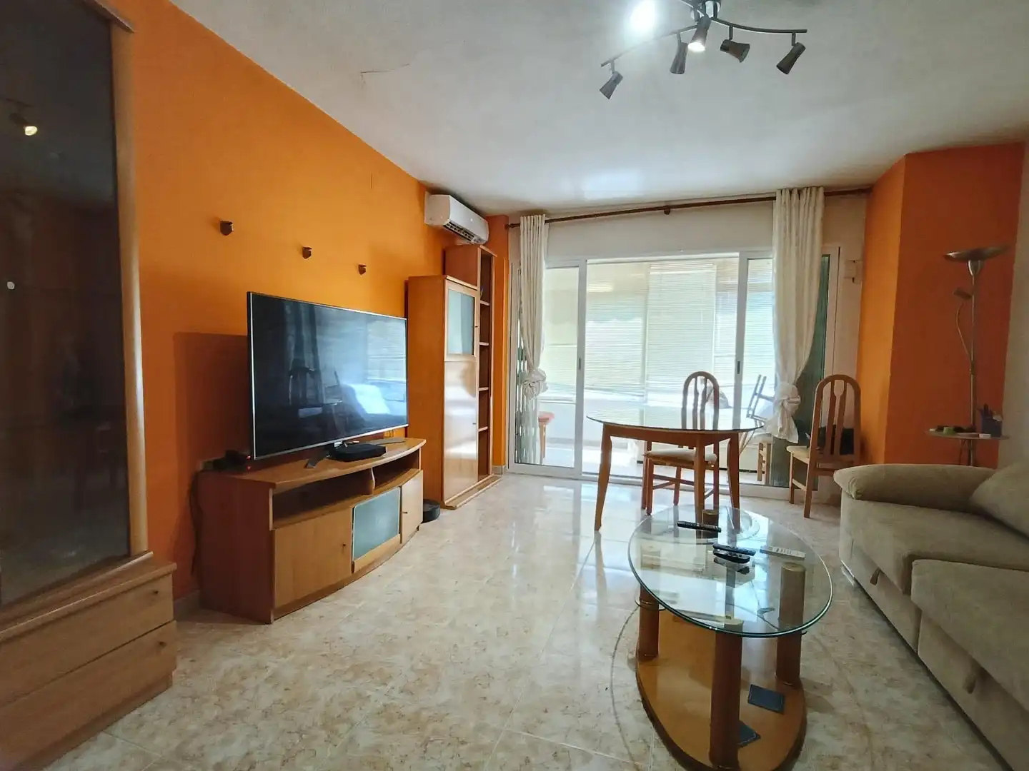 Living room of Flat for sale in Alicante / Alacant  with Air Conditioner, Terrace and Furnished