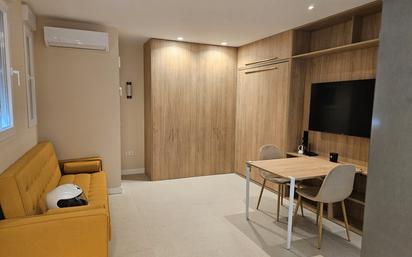 Living room of Study for sale in  Madrid Capital  with Air Conditioner