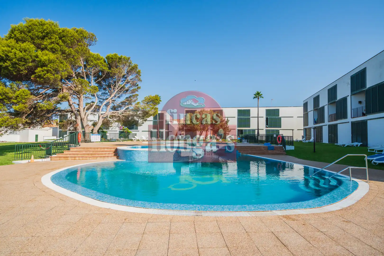 Piscina de Apartament en venda en Ciutadella de Menorca amb Moblat