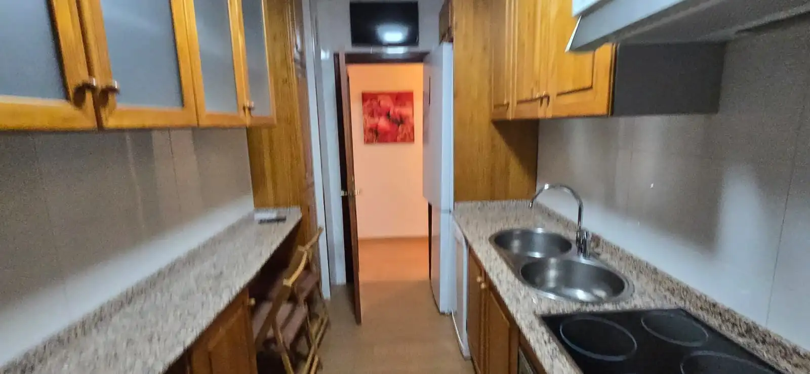 Kitchen of Flat for sale in Argamasilla de Calatrava  with Air Conditioner, Terrace and Furnished