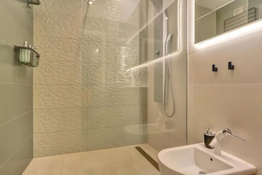 Baño de Piso en venta en San Miguel de Abona con Aire acondicionado, Terraza y Amueblado