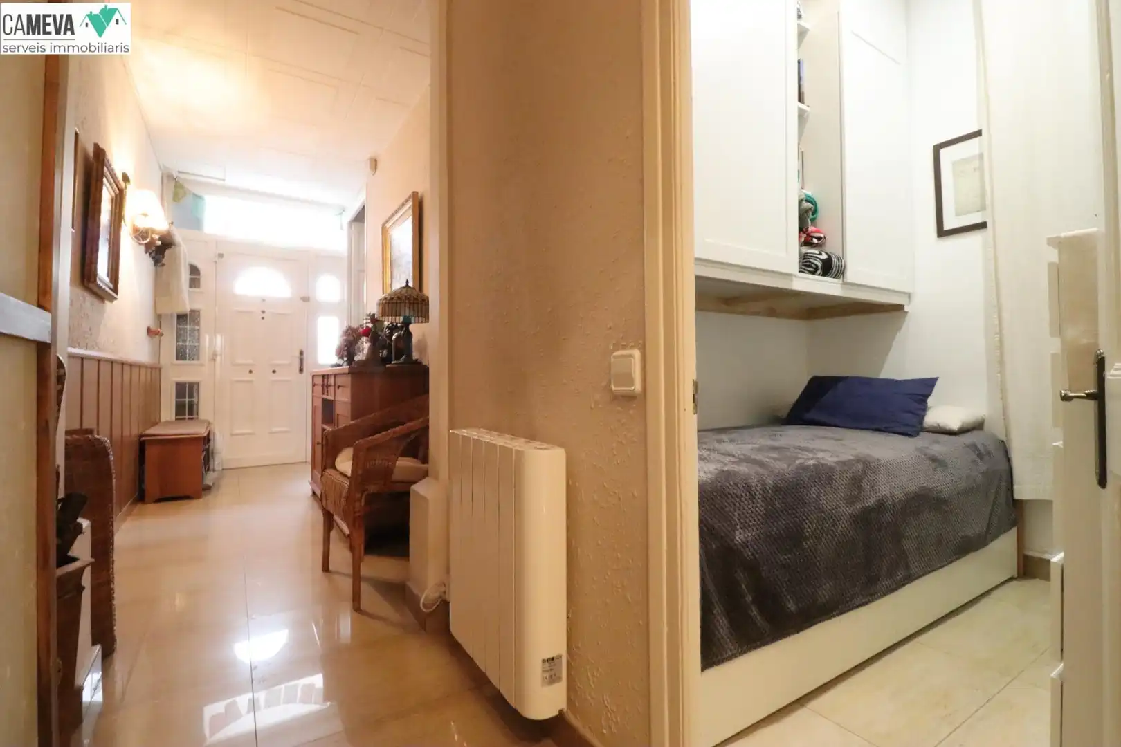 Schlafzimmer von Erdgeschoss zum Verkauf in Badalona mit Klimaanlage, Heizung und Terrasse