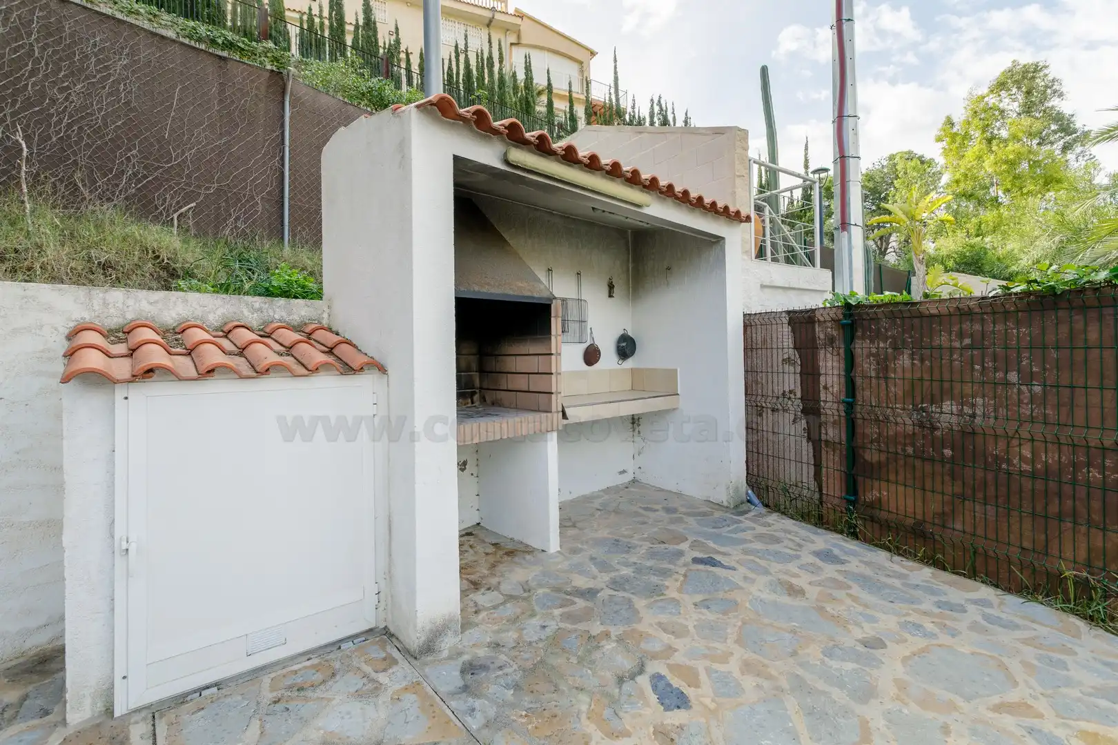 Exterior view of Houses for sale in El Campello  with Air Conditioner, Private garden and Terrace