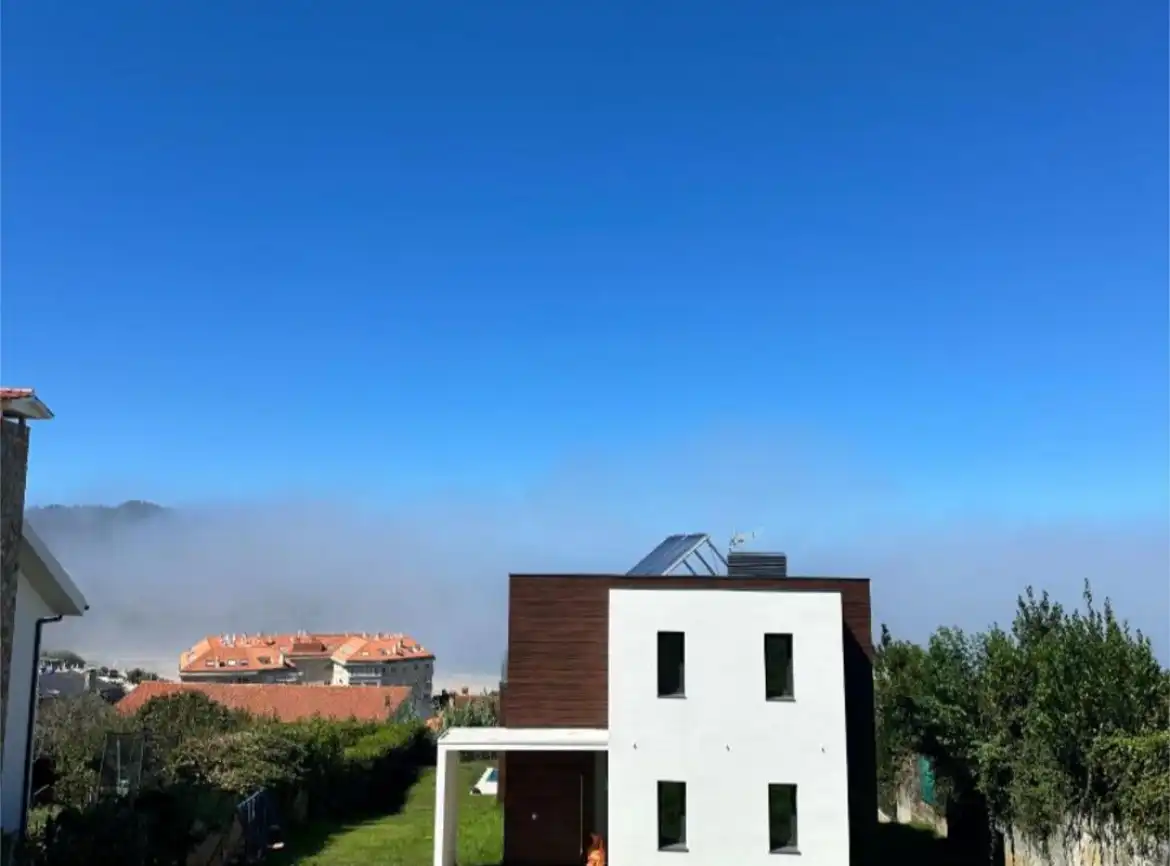 Xalet amb terrassa en venda a Estrada Pola Vía 121, imagen 2