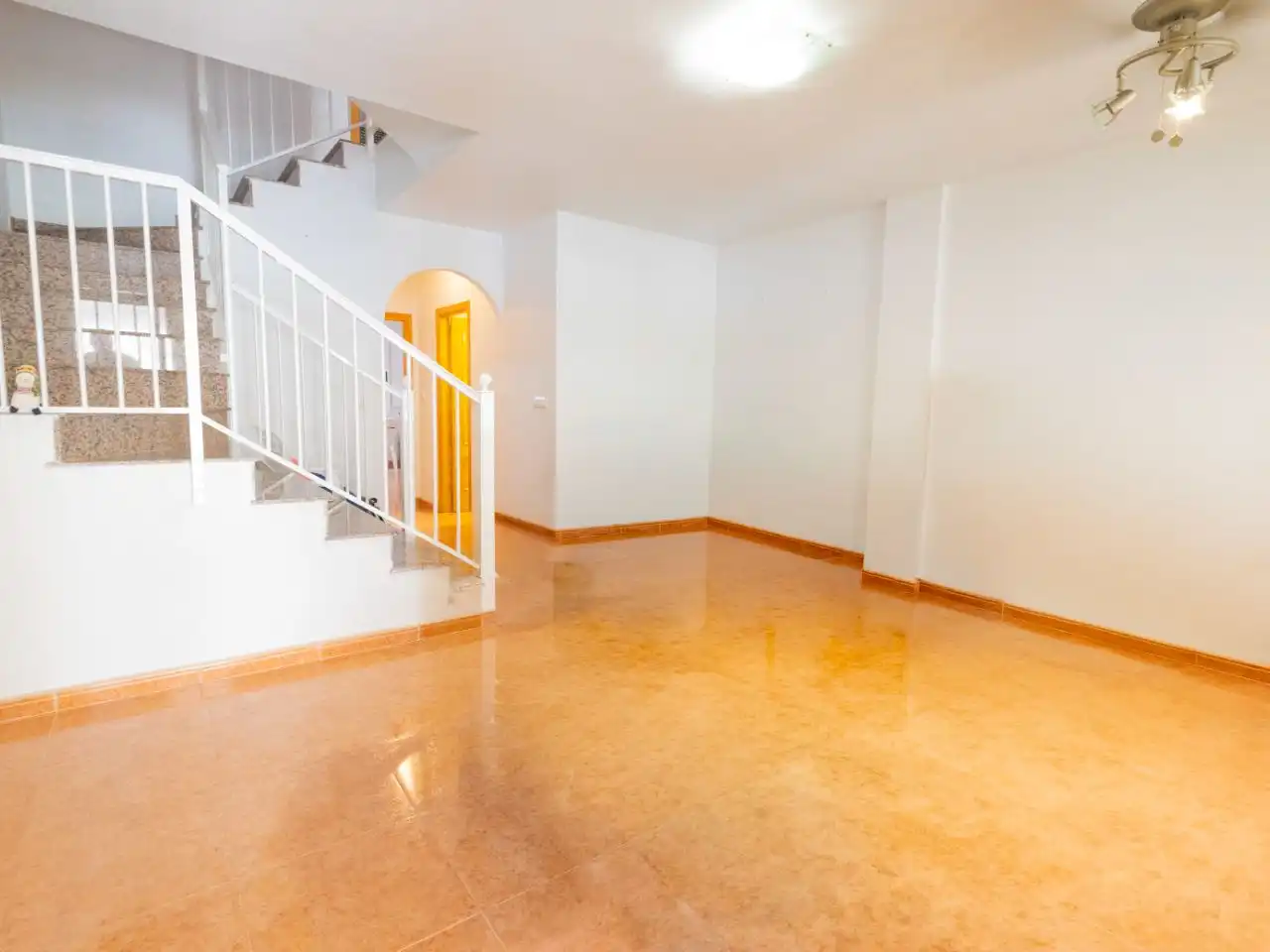 Casa o xalet en venda en Los Alcázares amb Terrassa i Balcó