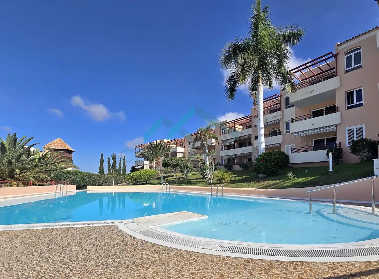 Appartement avec piscine à vendre à Calle el Sauce 3