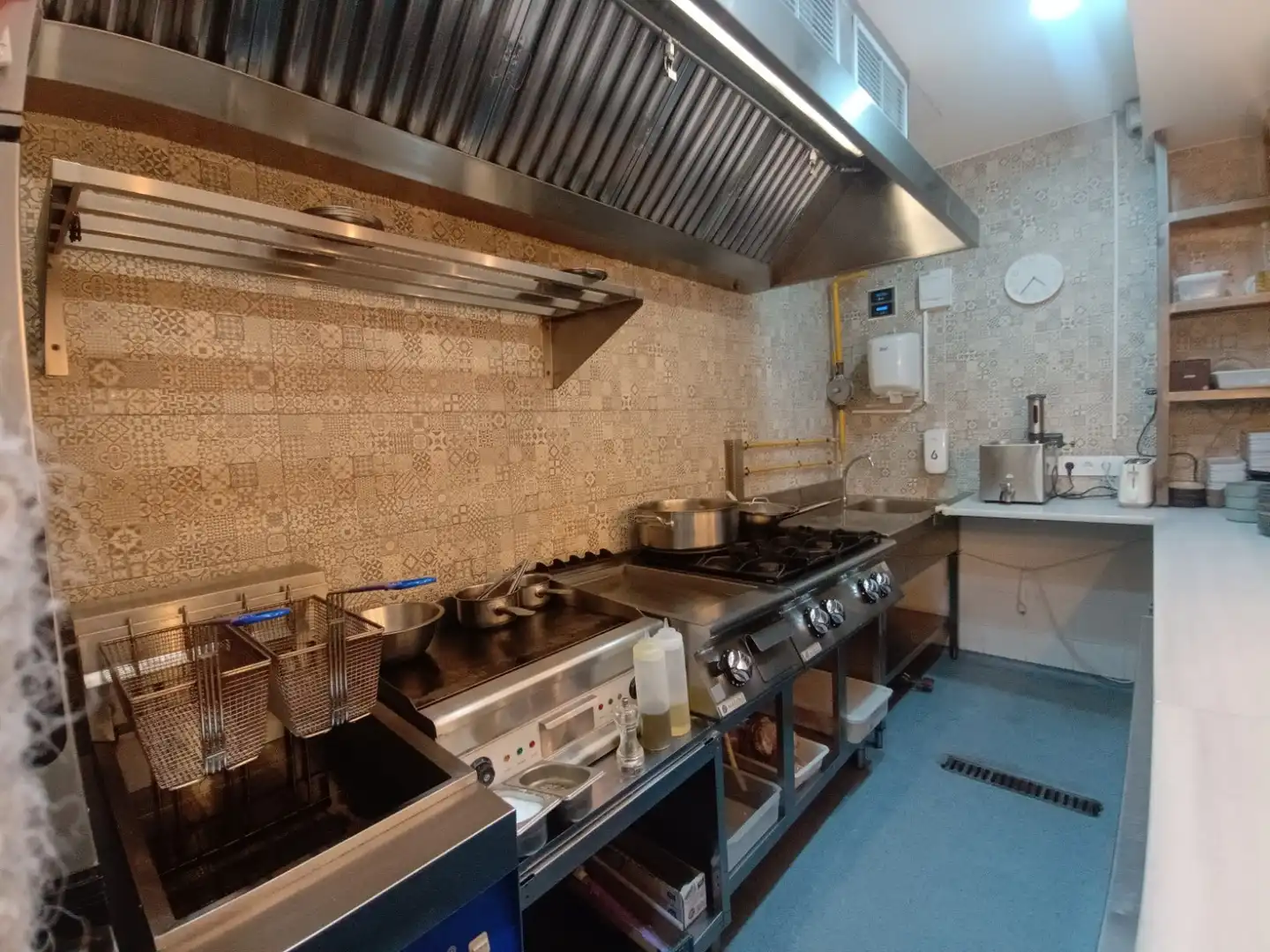 Business premises for transfer in Eixample, imagen 6