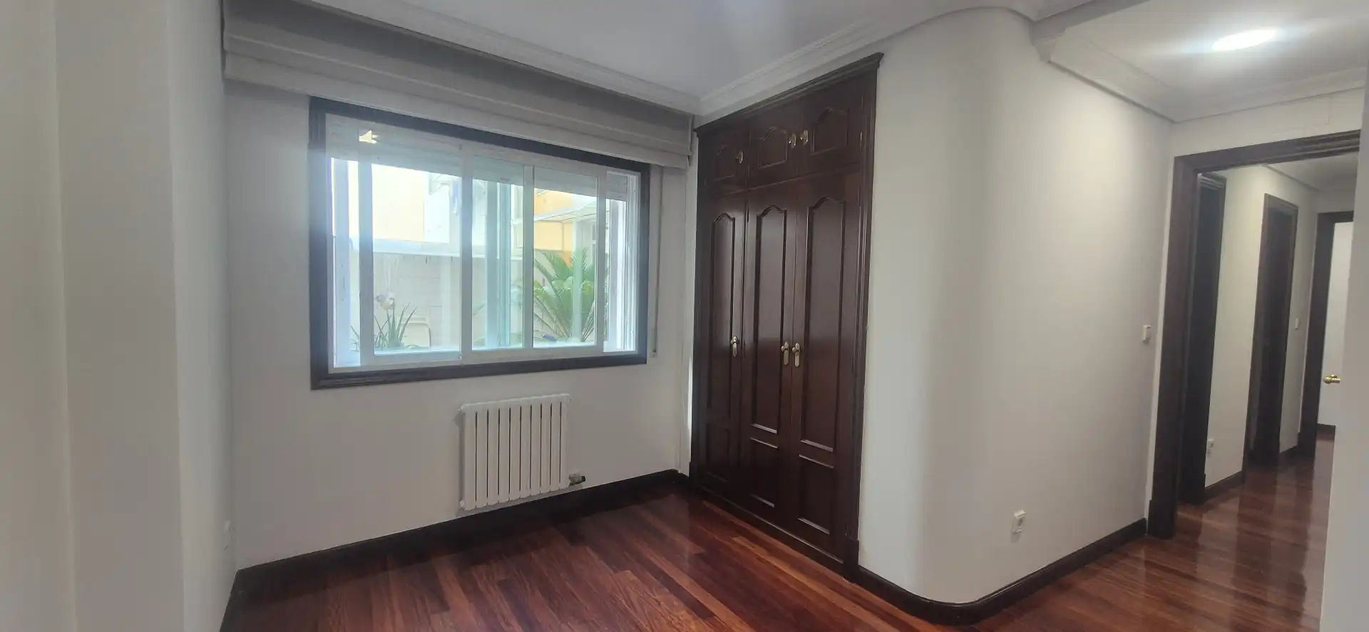 Bedroom of Flat for rent in Vigo   with Heating, Parquet flooring and Storage room