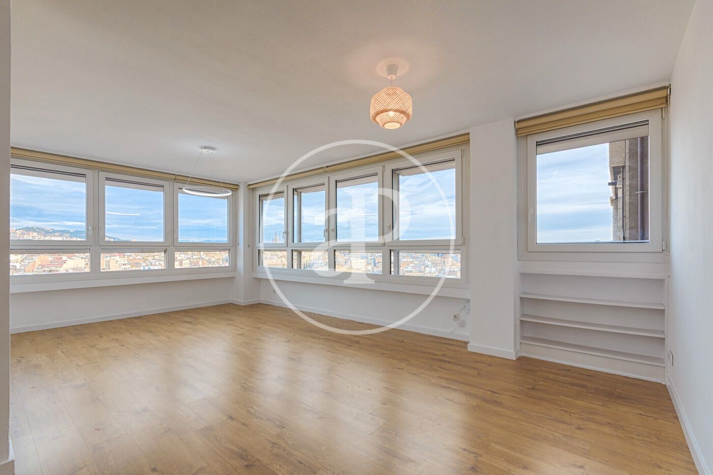 Living room of Flat for sale in  Barcelona Capital  with Air Conditioner, Heating and Private garden