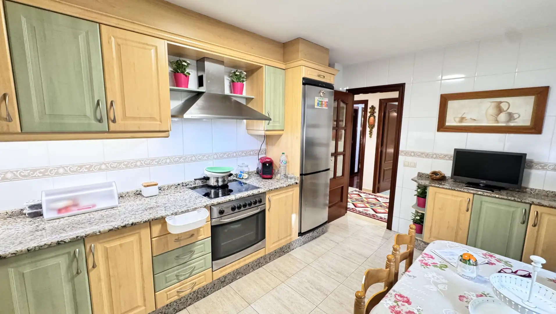 Küche von Wohnung zum Verkauf in Arteixo mit Heizung, Parkett und Terrasse
