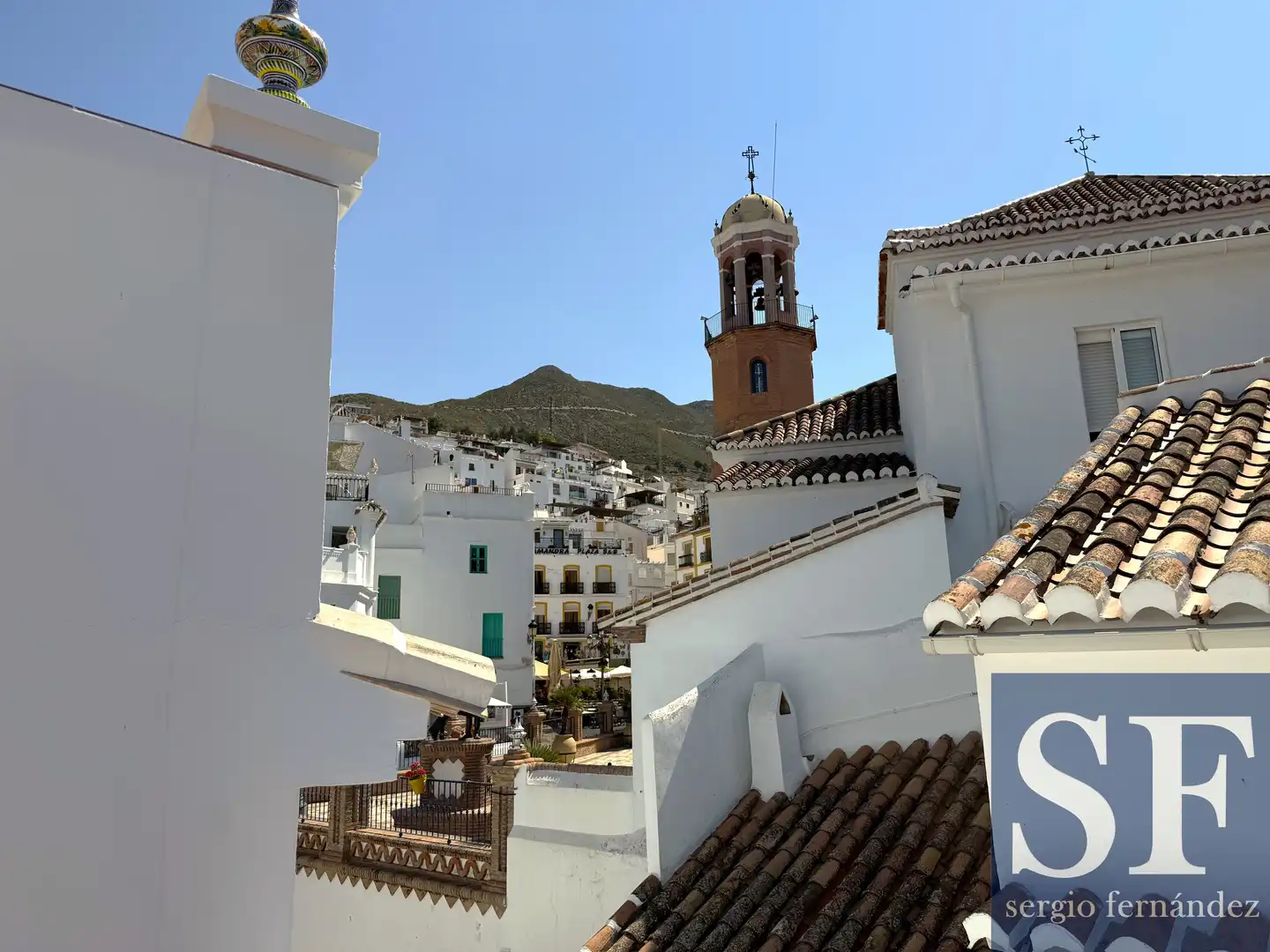 Vista exterior de Casa adosada en venta en Cómpeta
