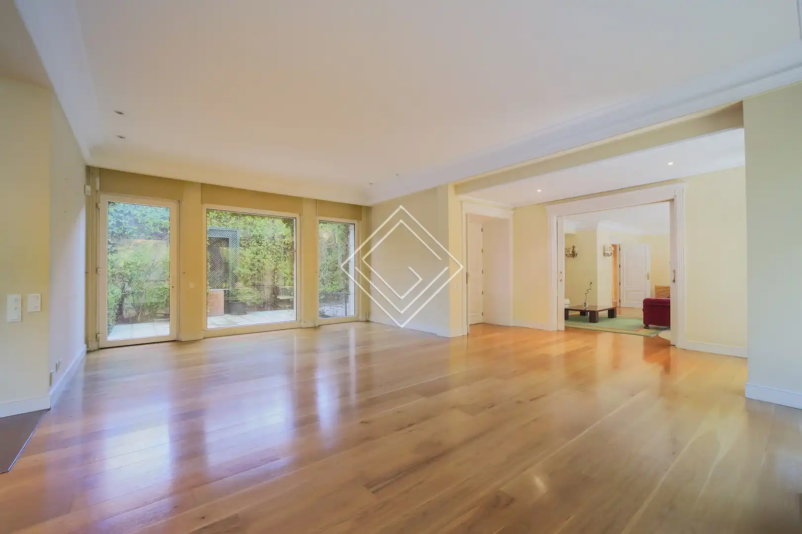 Sala de estar de Casa o chalet en venta en Madrid con Aire acondicionado, Calefacción y Jardín privado