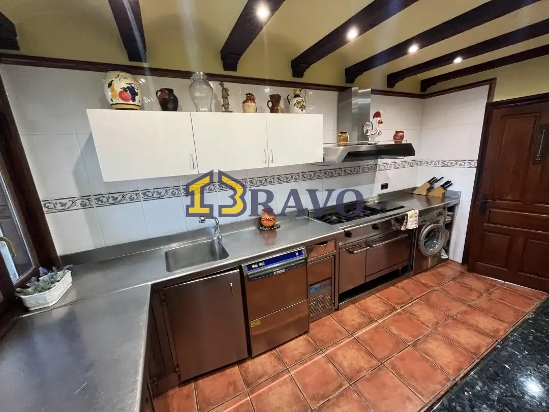 Cocina de Casa o chalet en venta en Valle de Mena con Calefacción, Jardín privado y Terraza