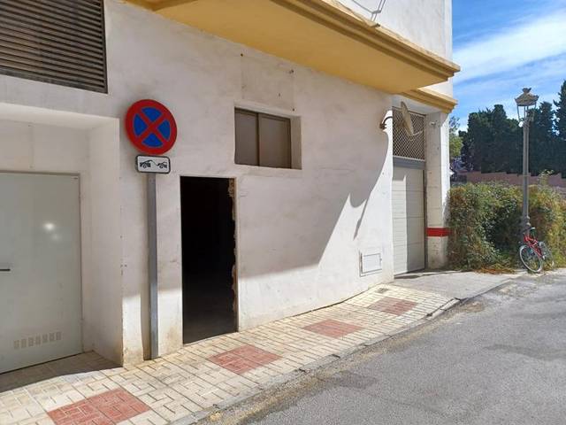 Local comercial en Venta en Sierra de Estepona - Avda. de Andalucía