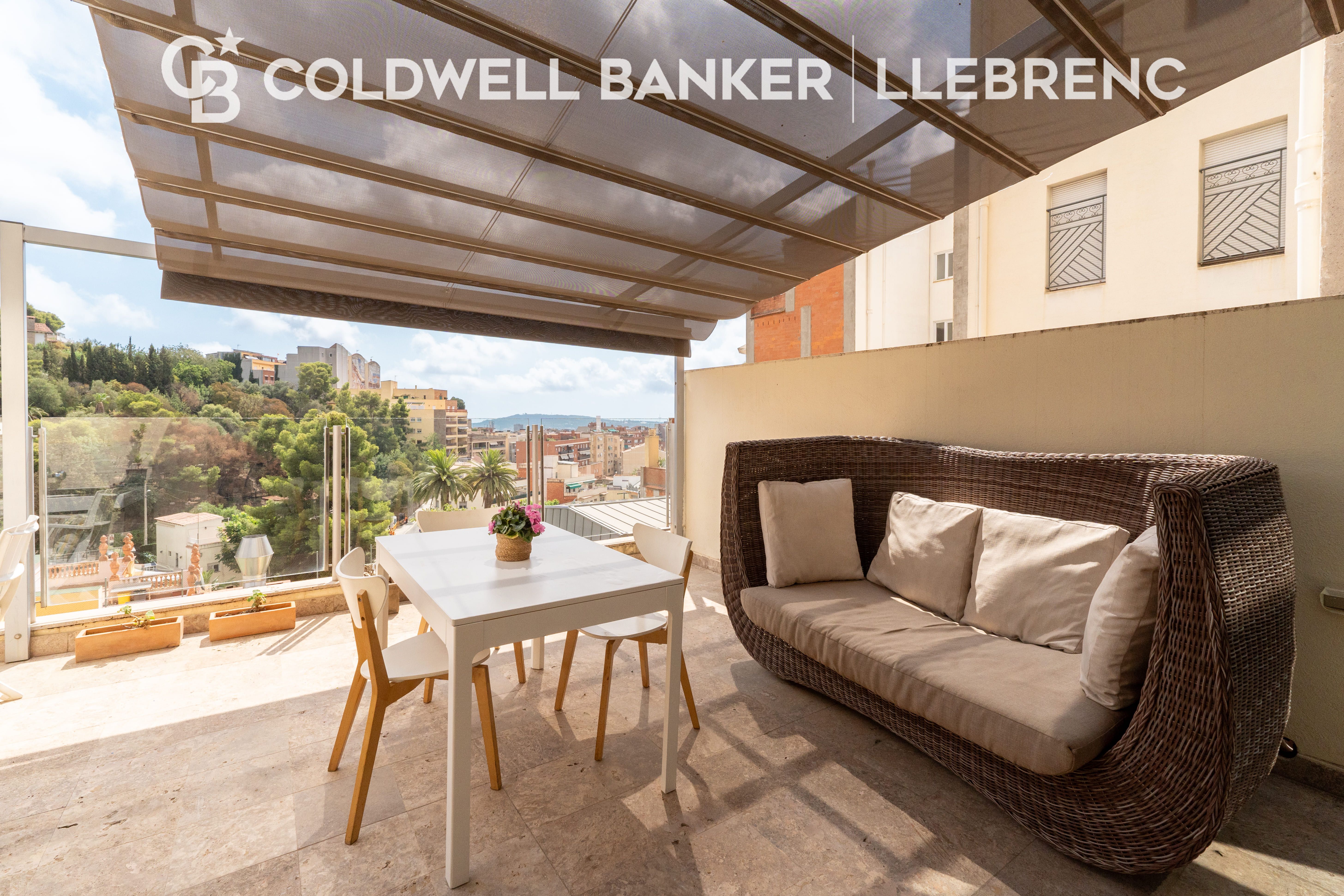 Terrassa de Casa adosada en venda en  Barcelona Capital amb Aire condicionat, Calefacció i Jardí privat