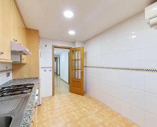 Cuina de Pis en venda en  Valencia Capital amb Aire condicionat, Calefacció i Jardí privat