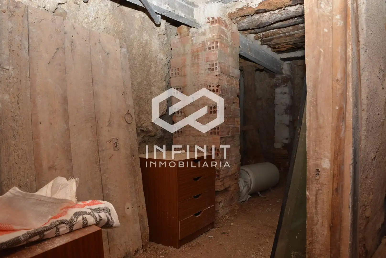 Casa o xalet en venda en Moratilla de los Meleros amb Traster i Balcó