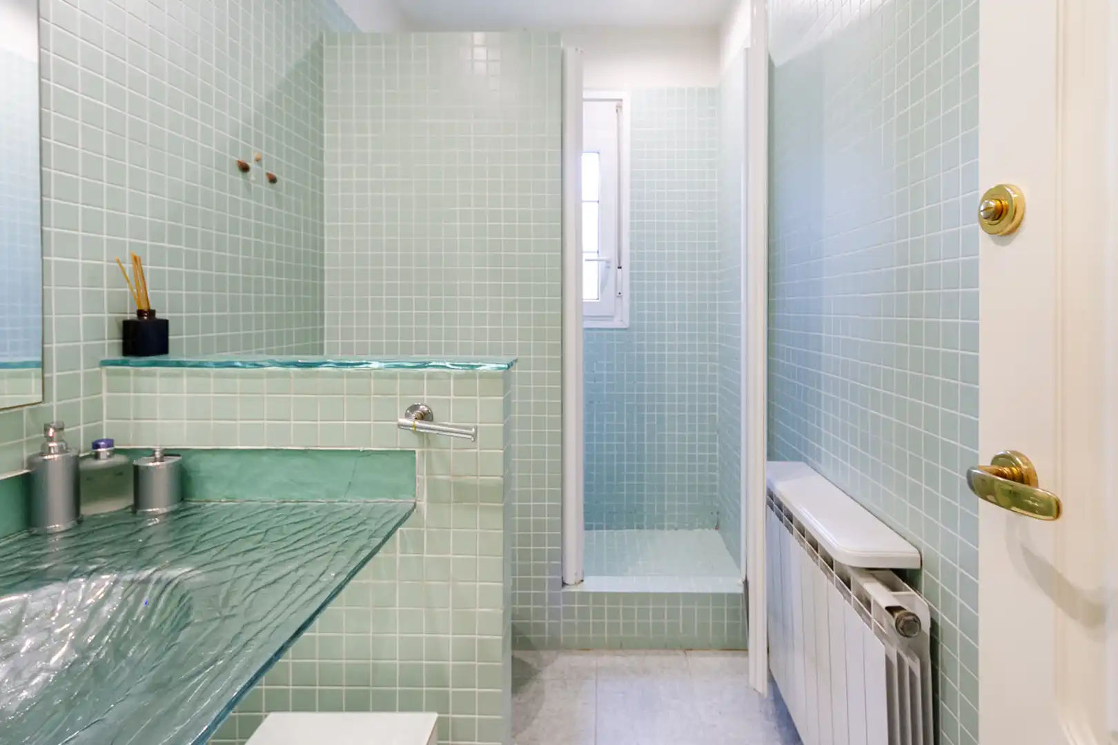 Baño de Casa o chalet en venta en Martorell con Aire acondicionado, Calefacción y Jardín privado