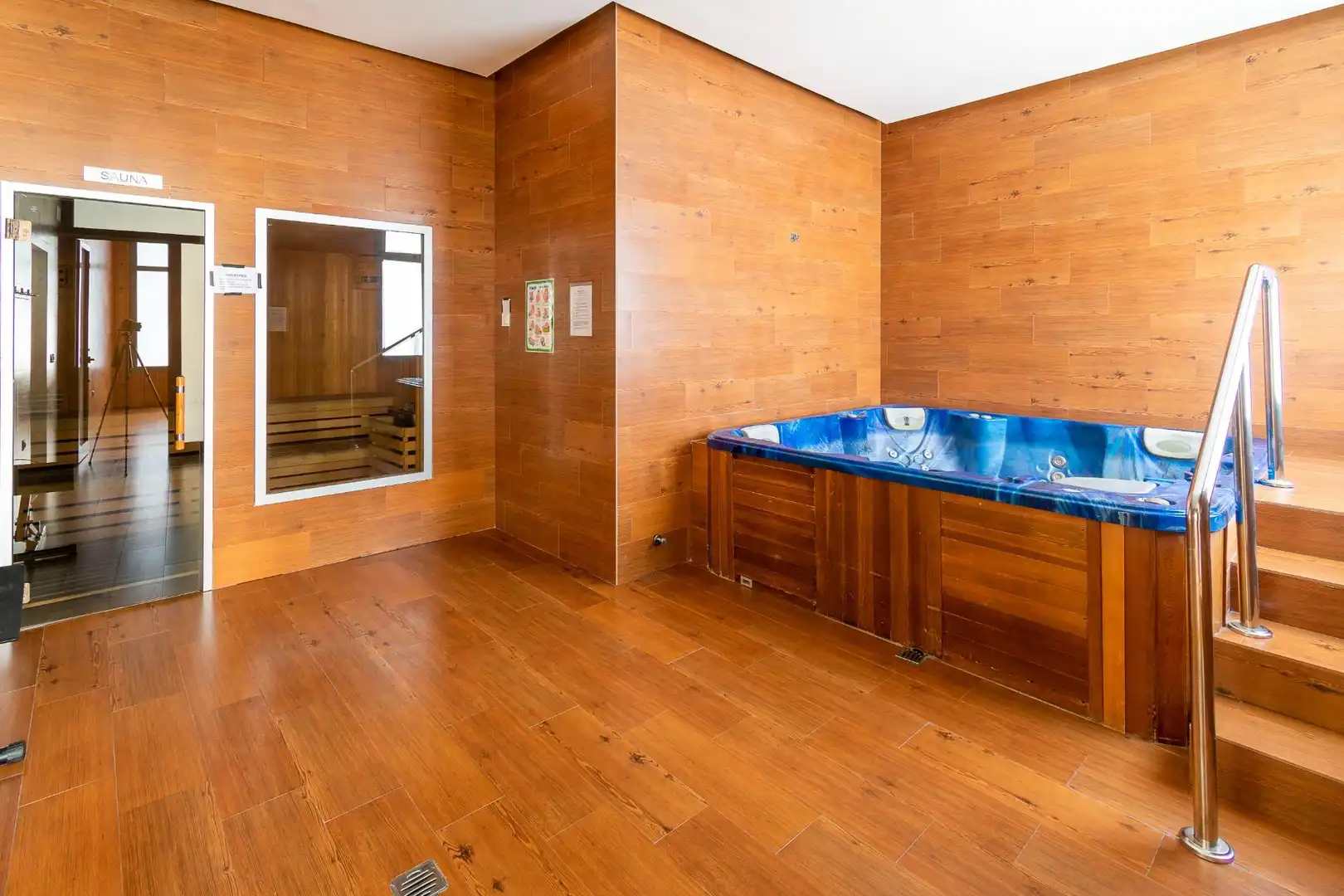 Bathroom of Apartments for rent in Benidorm  with Air Conditioner, Private garden and Terrace
