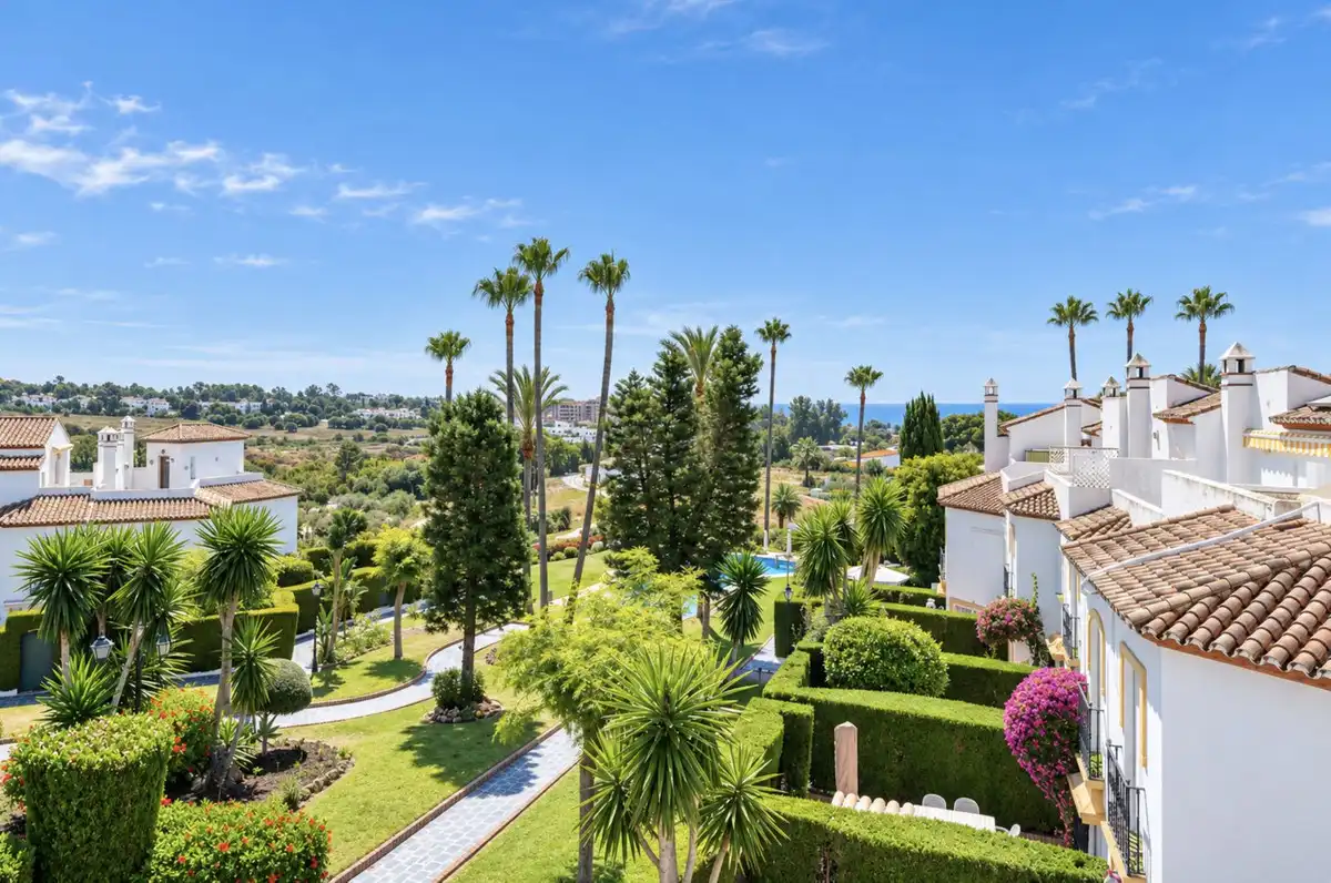 Maison mitoyenne avec piscine à vendre à Benamara - Atalaya