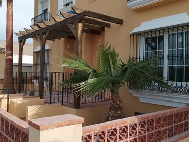 Adosado con piscina en venta en Calle la Portilla 149