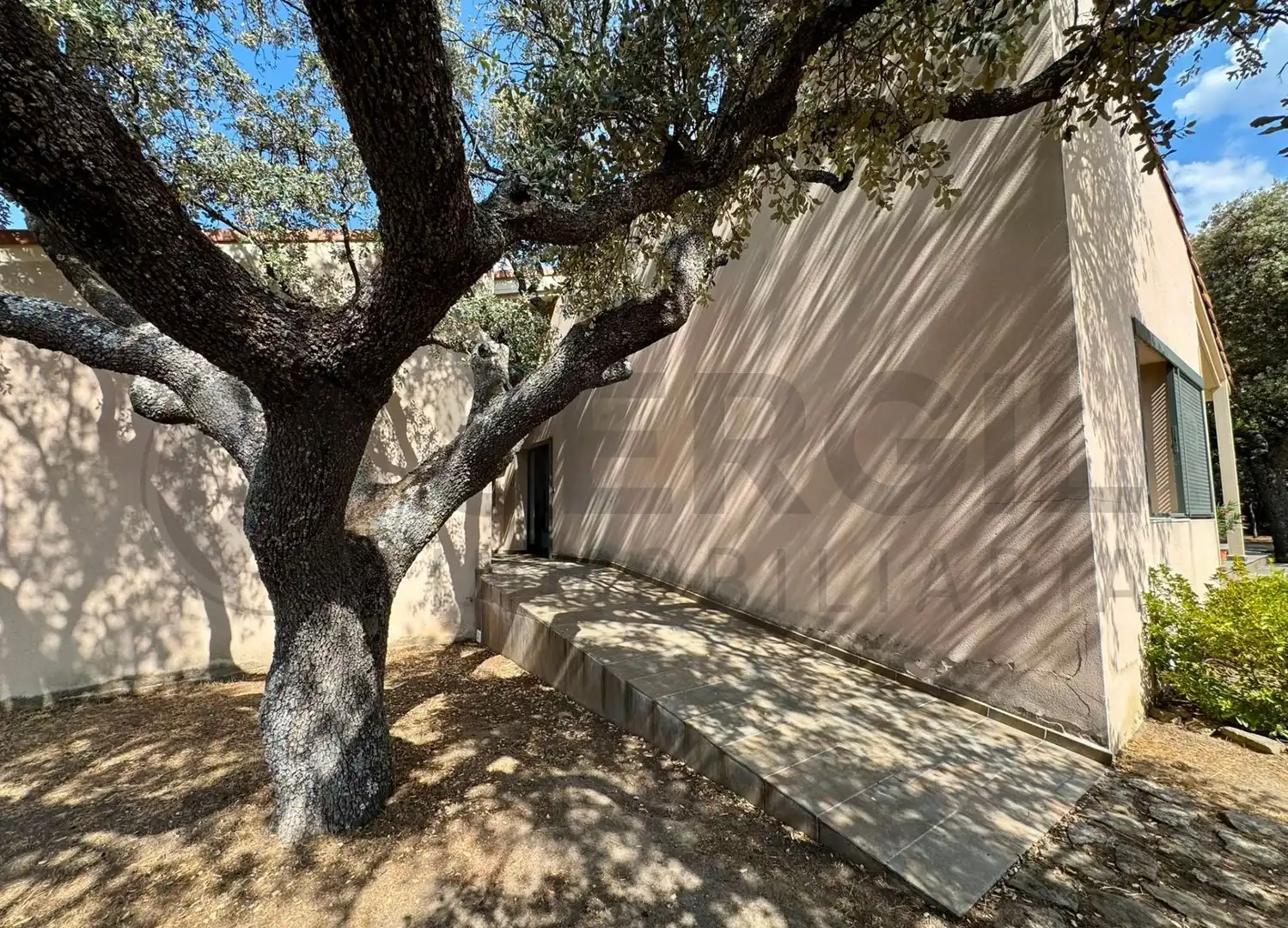 Vista exterior de Casa o xalet en venda en Navas de Riofrío amb Calefacció, Jardí privat i Traster