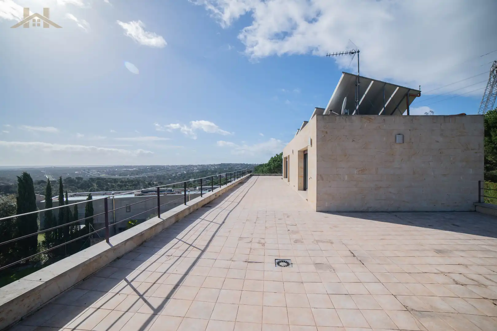 Terrassa de Casa o xalet en venda en Torrelodones amb Aire condicionat, Calefacció i Jardí privat