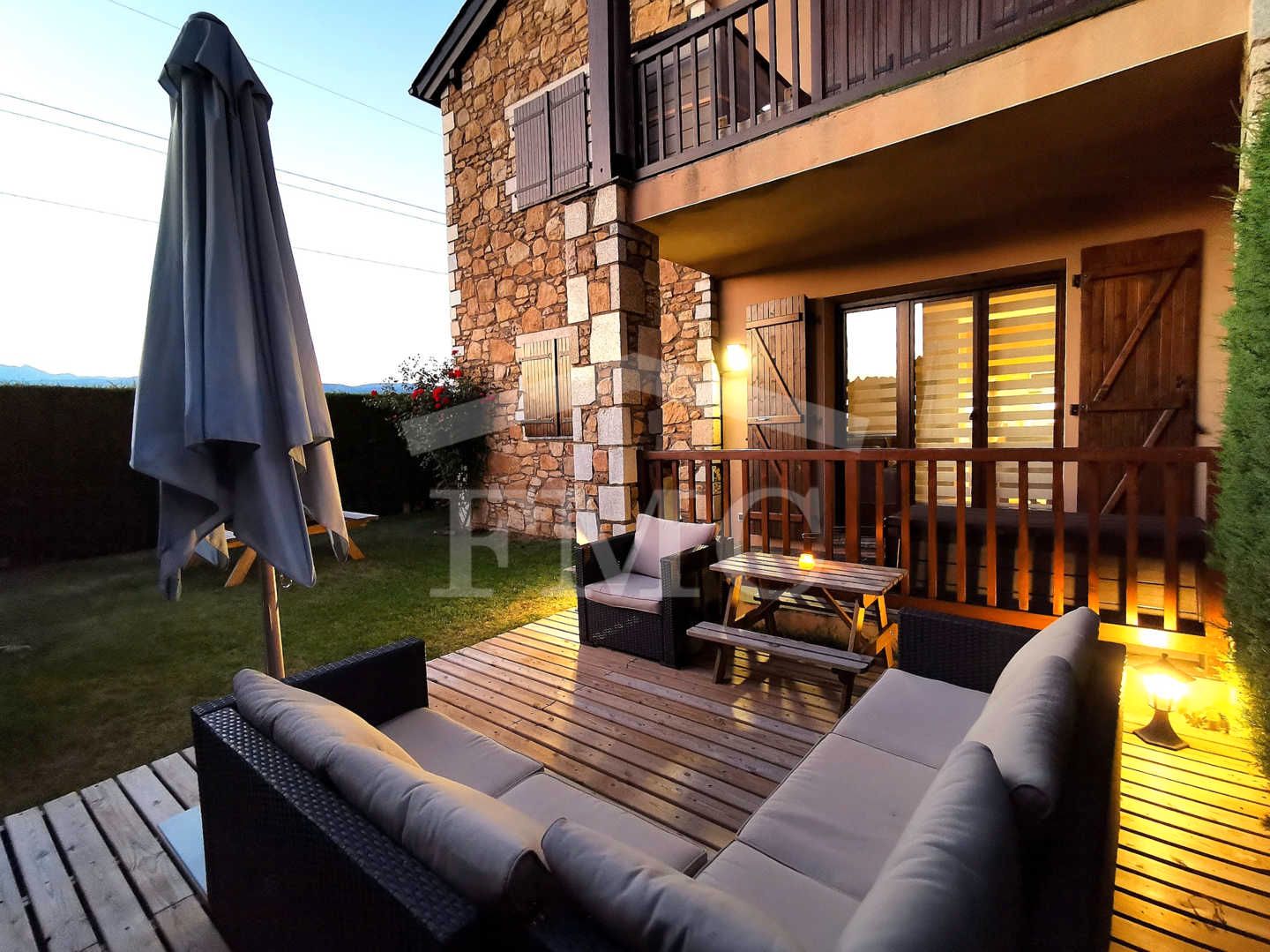 Terraza de Piso de alquiler en Err con Calefacción, Jardín privado y Parquet