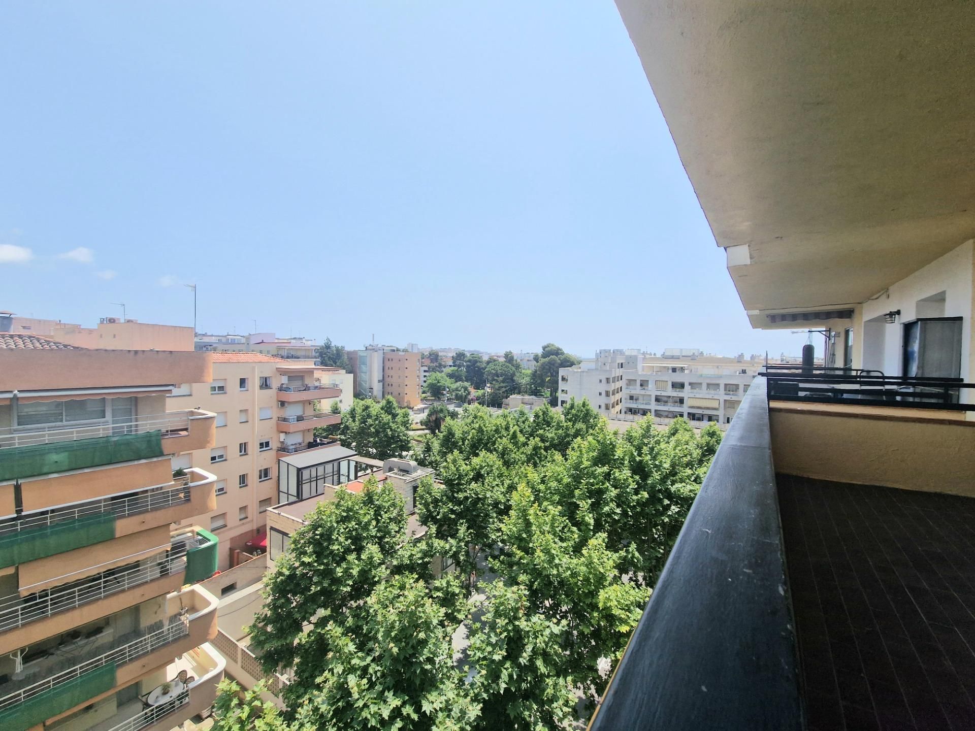 Vista exterior de Pis en venda en Salou amb Calefacció, Terrassa i Balcó