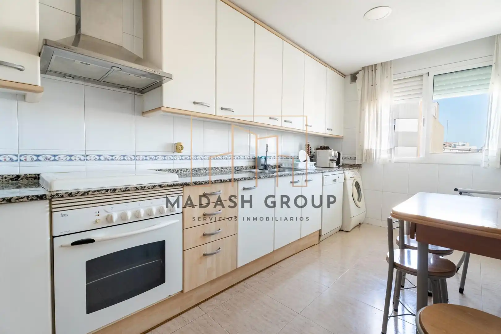 Kitchen of Flat for sale in Reus  with Air Conditioner, Heating and Private garden