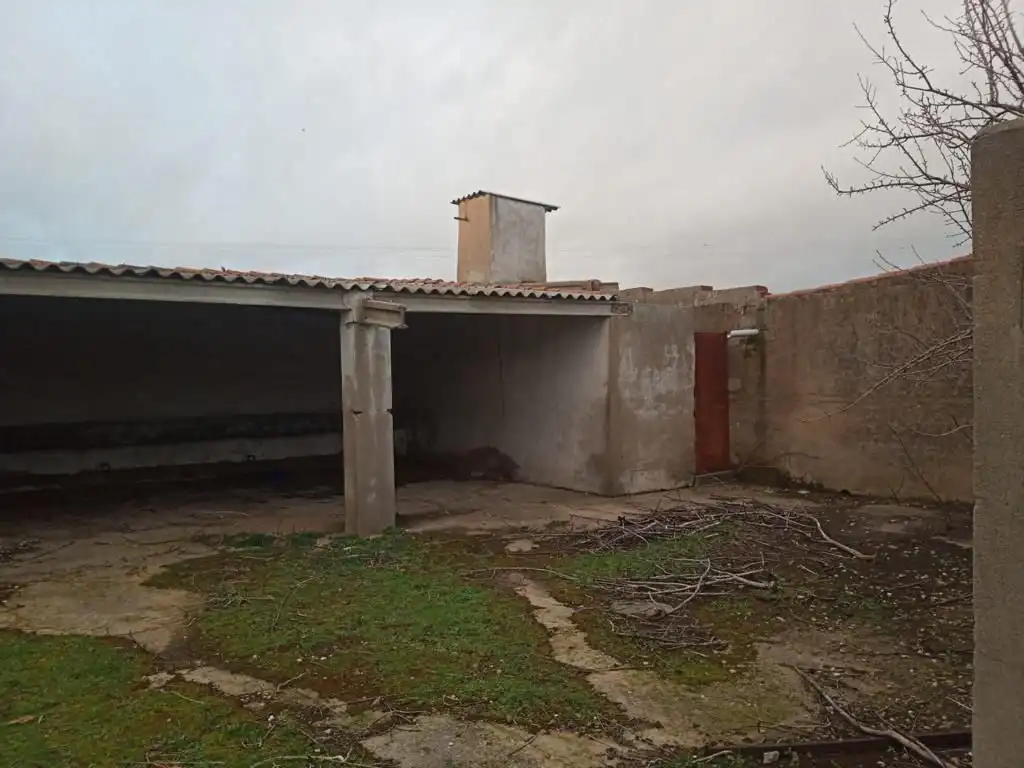Nau industrial en venda en Morales del Vino