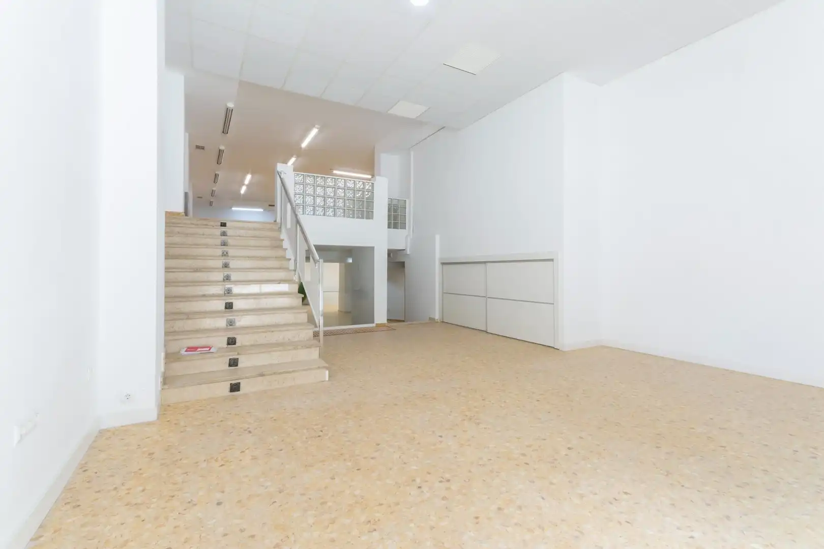Business premises for sale in Avenida MARQUES DE CAMPO 9, imagen 17