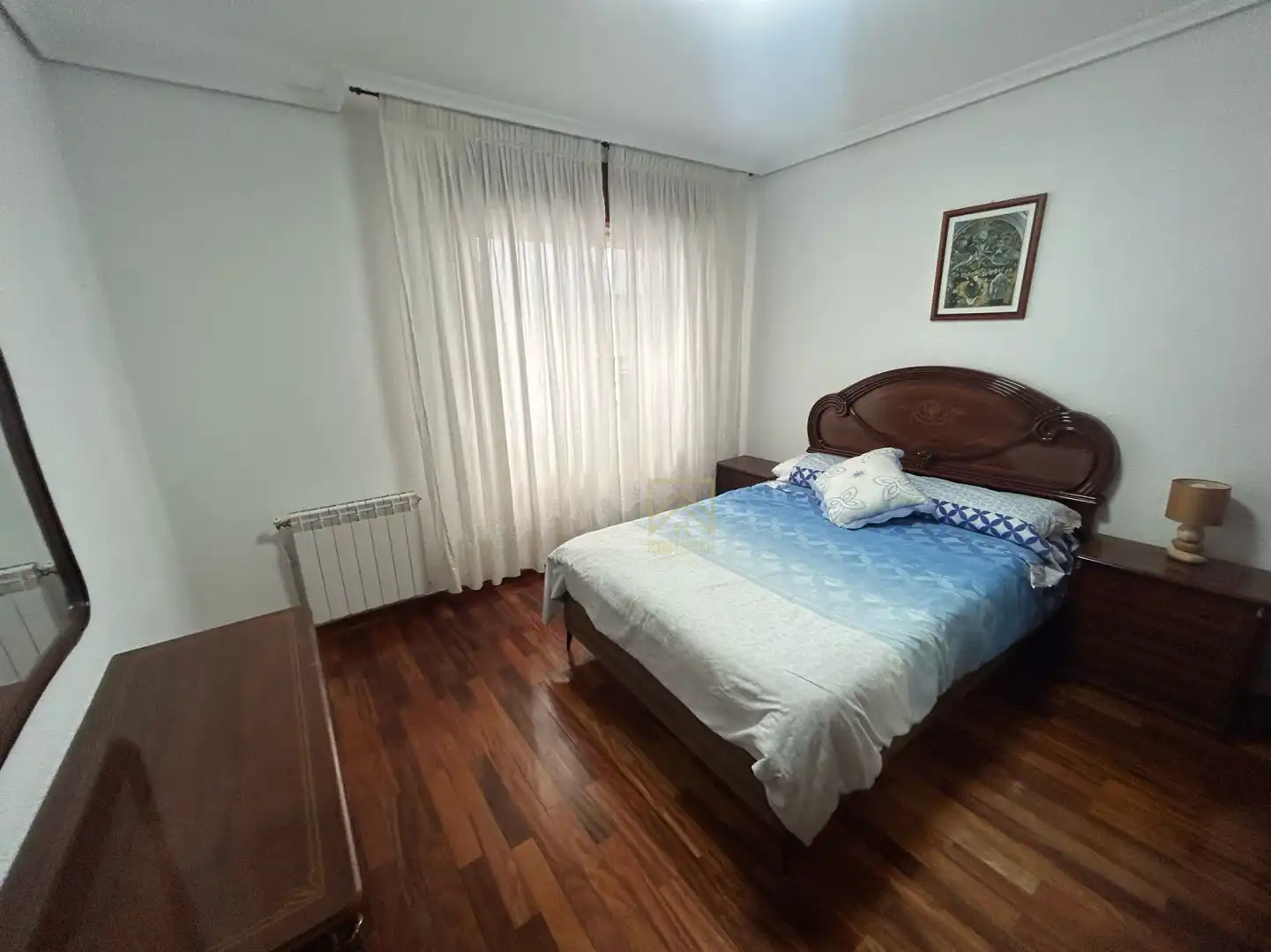Habitación de Piso de alquiler en Torrelavega  con Calefacción, Parquet y Amueblado