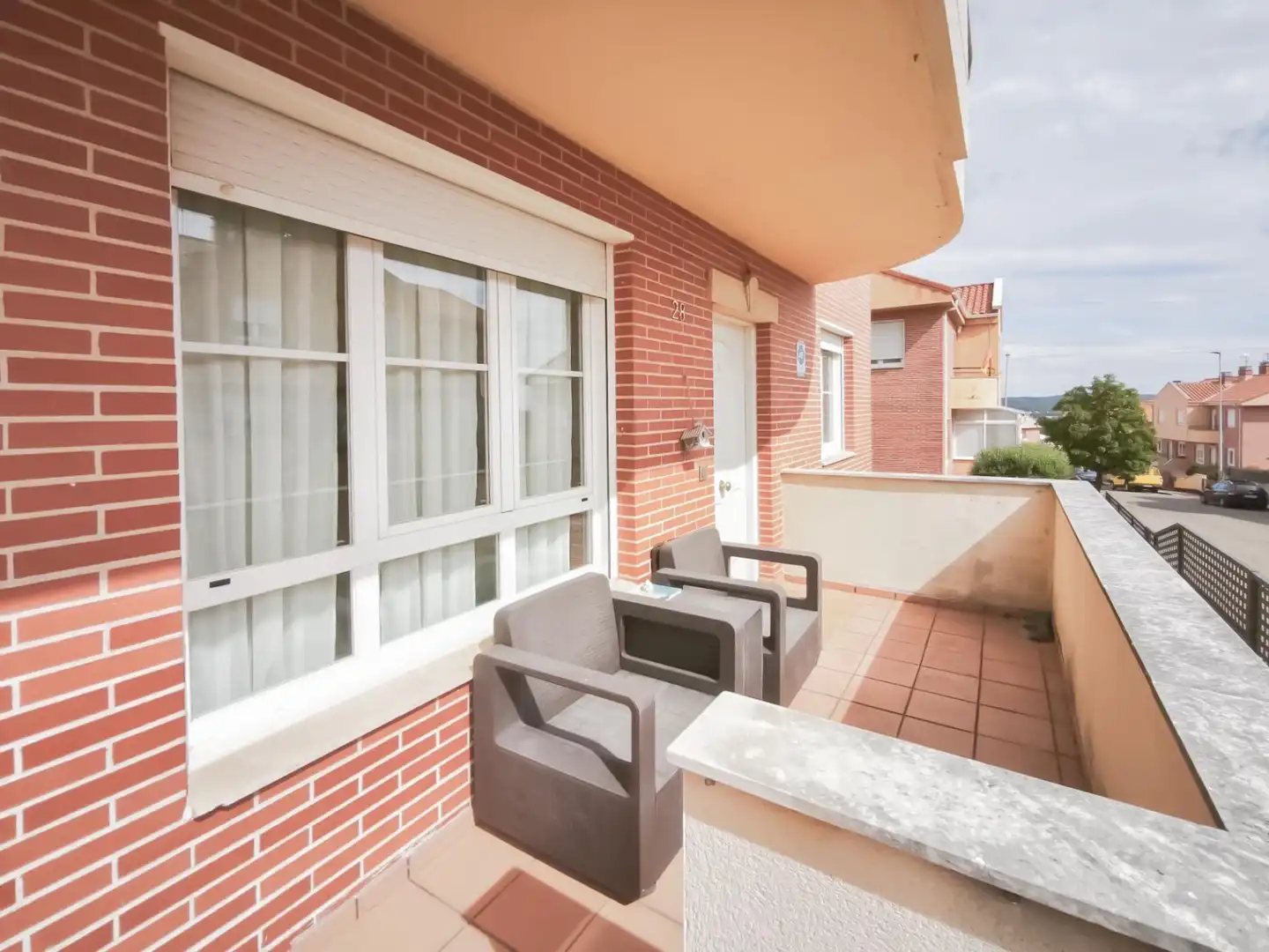 Terrassa de Casa adosada en venda en Villaquilambre amb Terrassa i Balcó