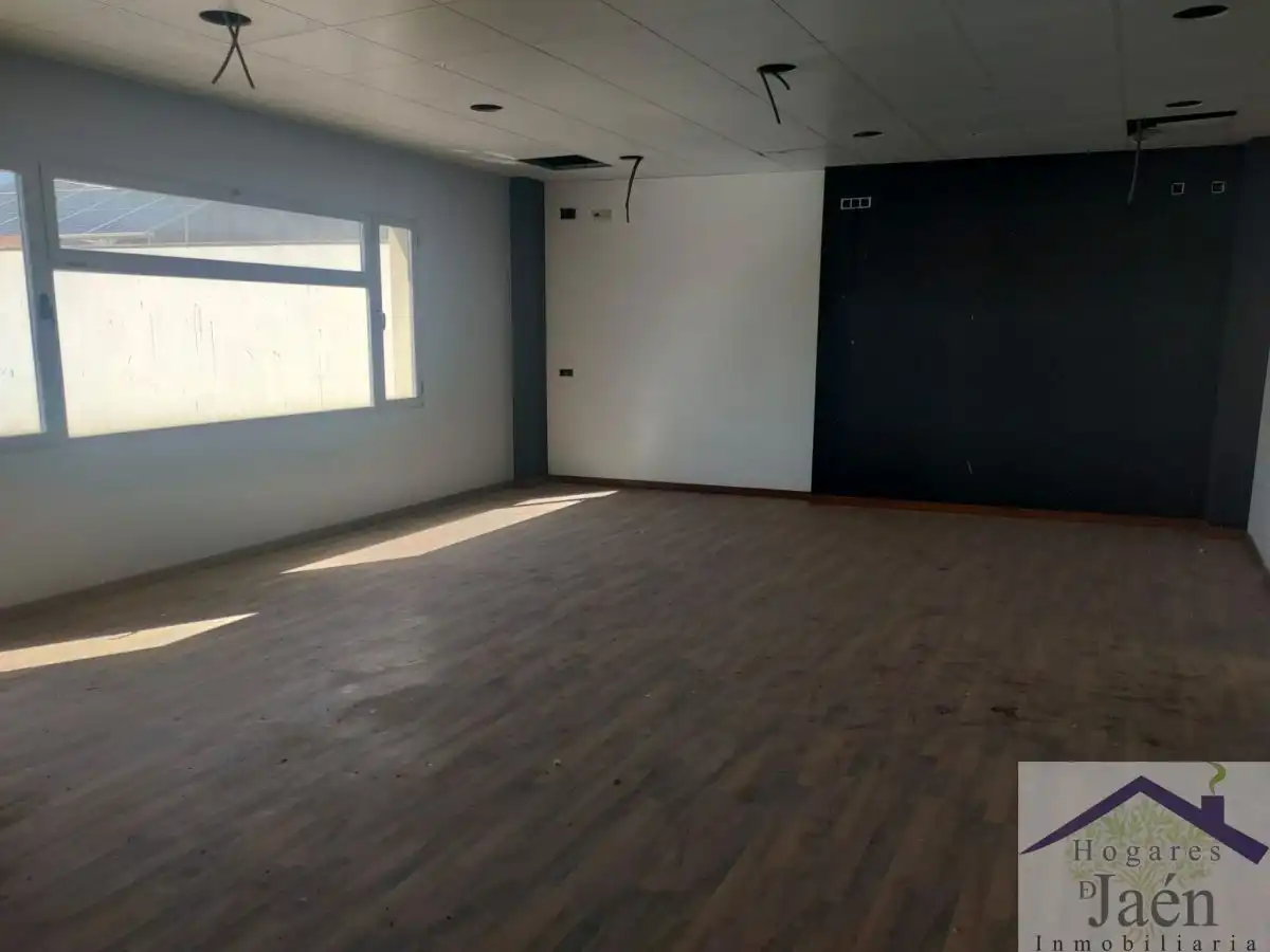 Local comercial en venda a Villanueva de la Reina, imagen 17