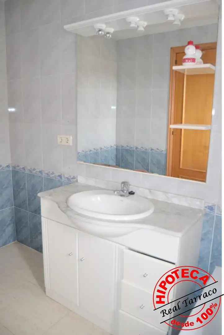Baño de Casa adosada en venta en Calafell con Piscina comunitaria