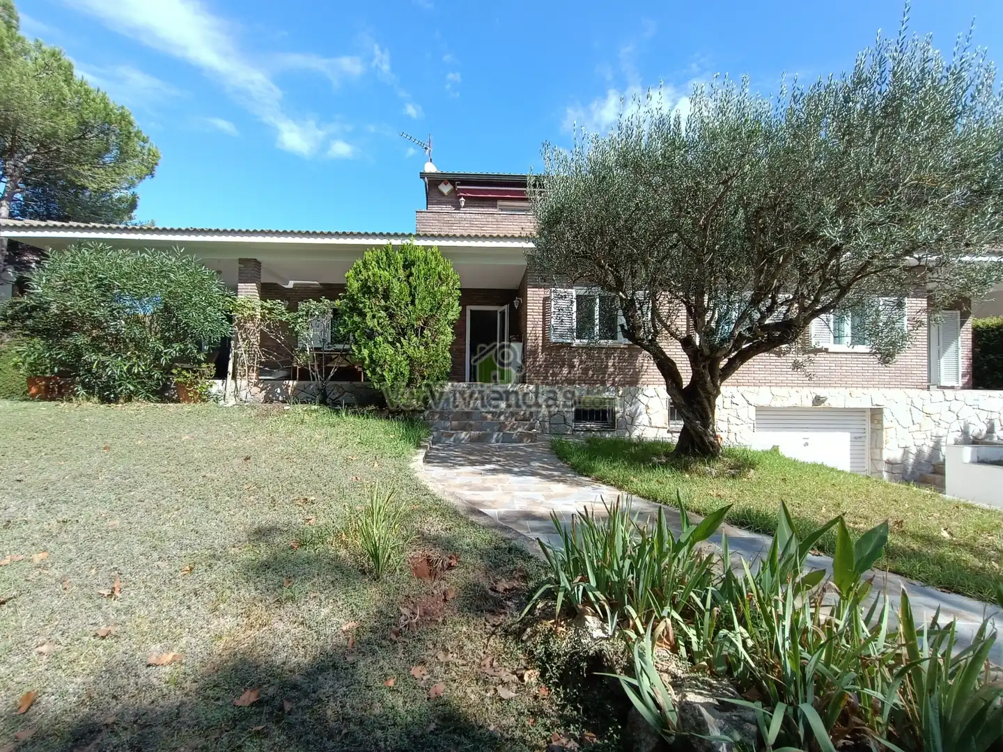 Houses for sale in Begues