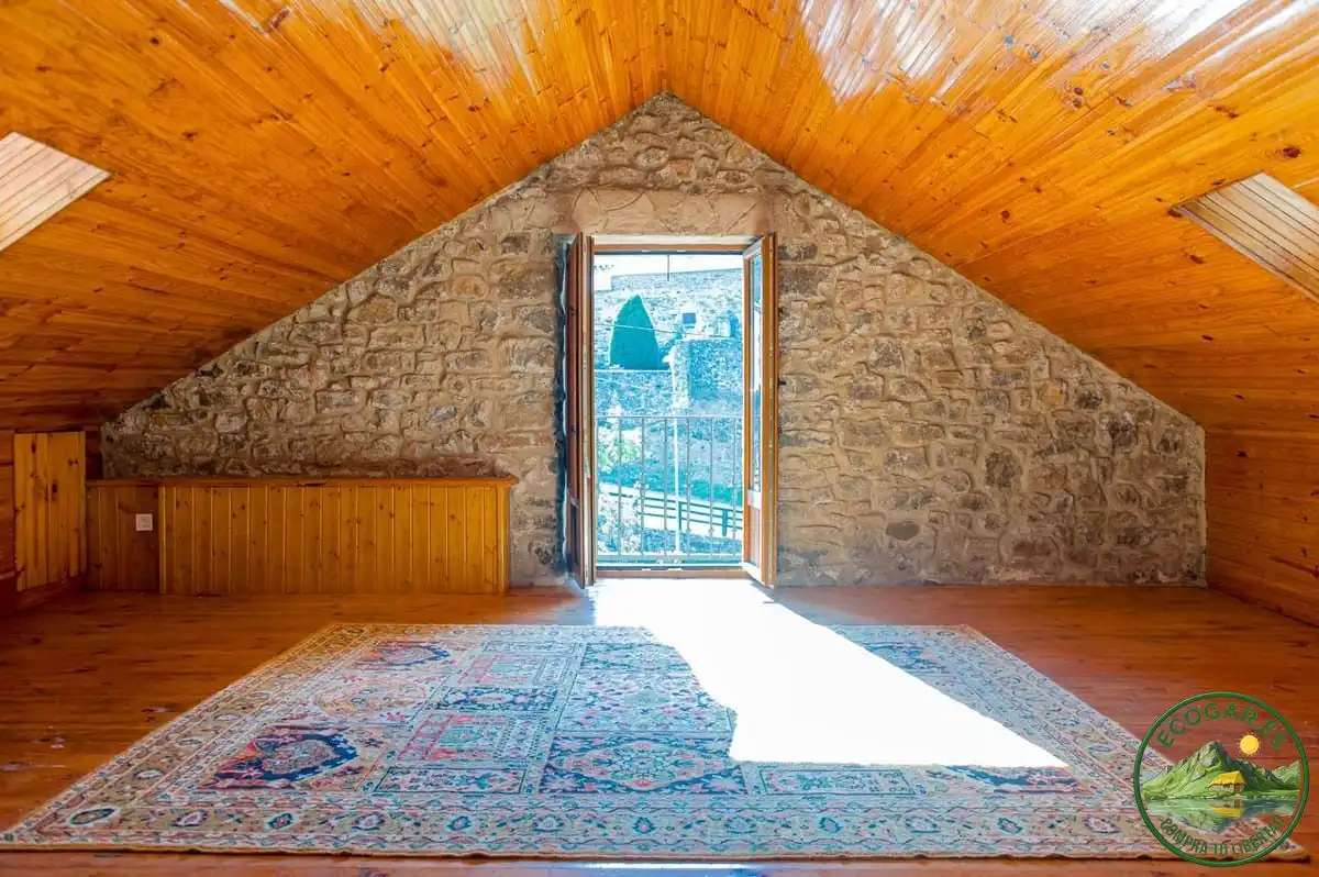 Casa o chalet en venta en Cabrillanes con Calefacción, Trastero y Amueblado