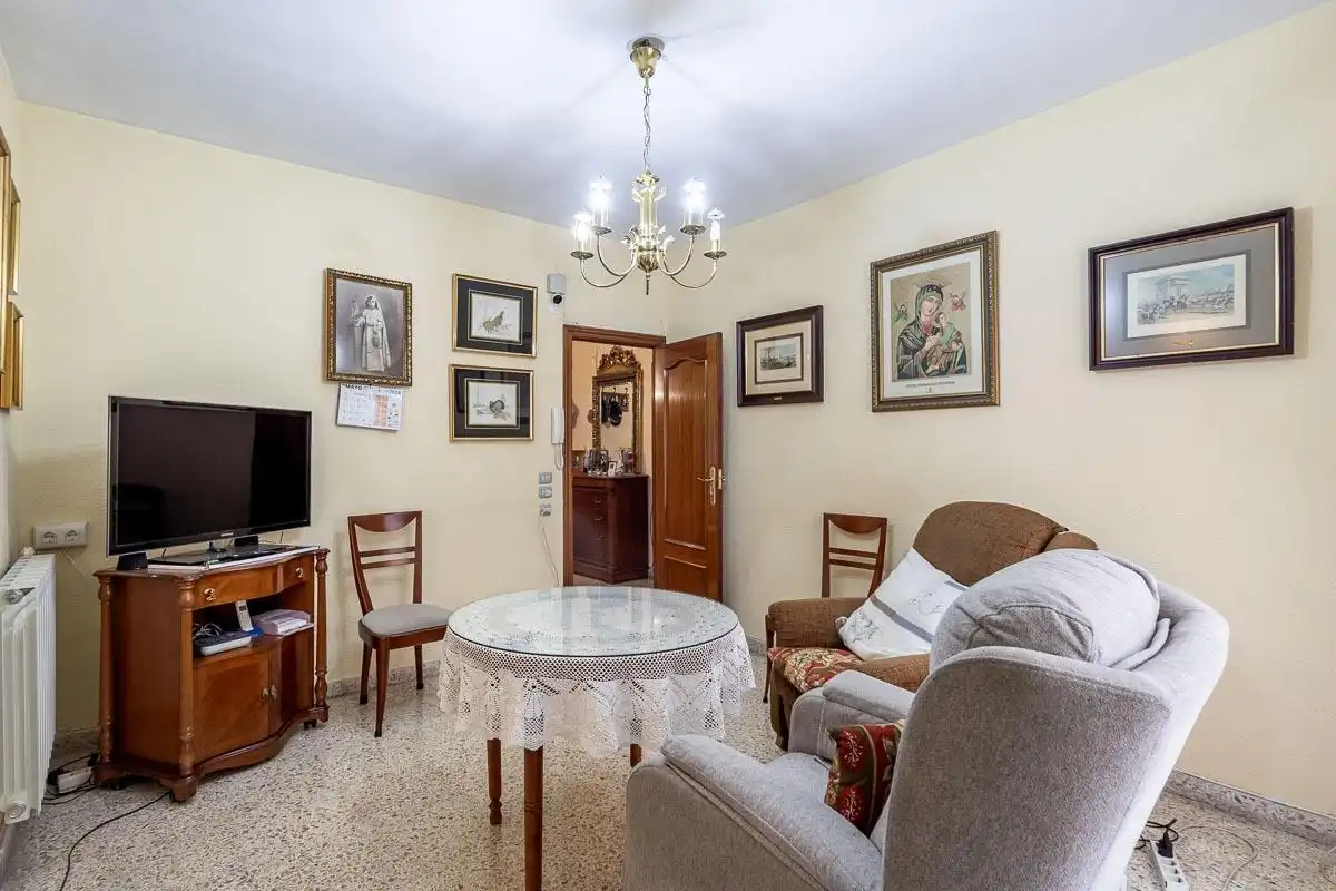 Piso con terraza en venta en PINTOR VELAZQUEZ, imagen 9