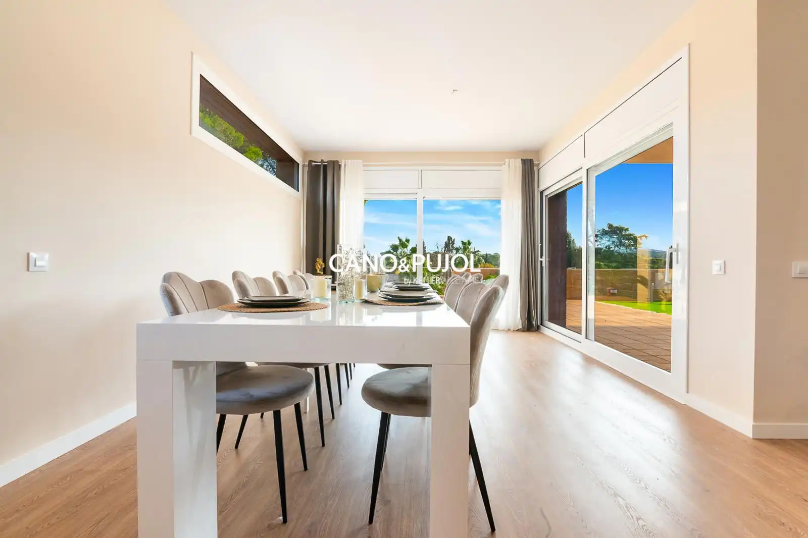 Dining room of Houses for sale in Sant Cugat del Vallès  with Air Conditioner, Terrace and Swimming Pool
